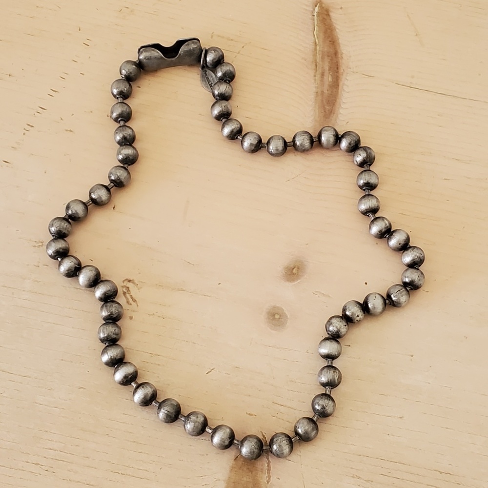 Panama Jack Etched Gray Silver Metal Beaded Chain Collar Necklace